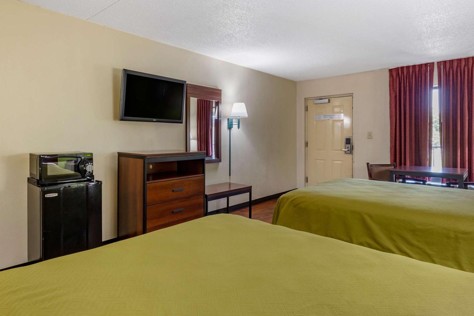 Econo Lodge Fayetteville Zewnętrze zdjęcie