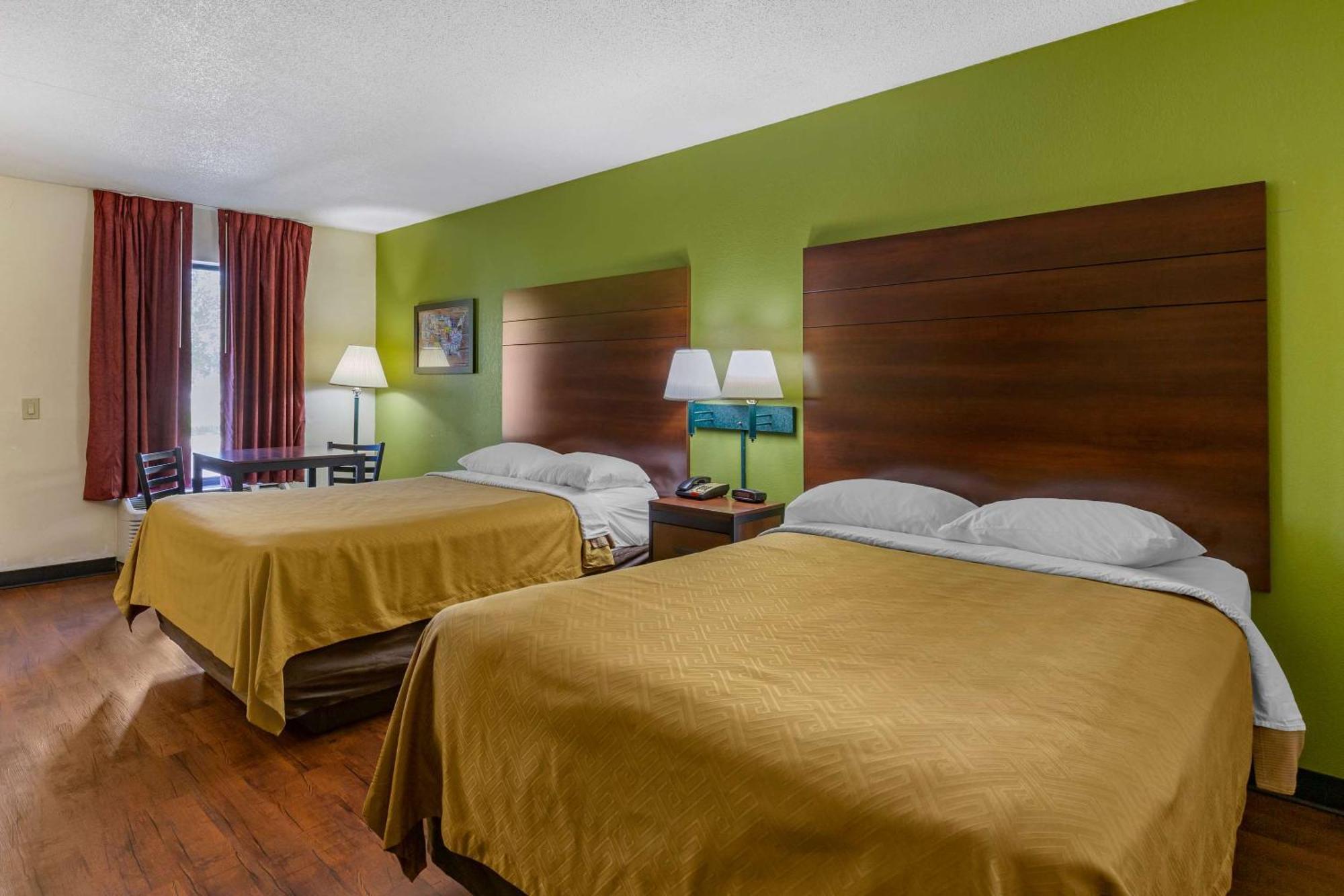 Econo Lodge Fayetteville Zewnętrze zdjęcie
